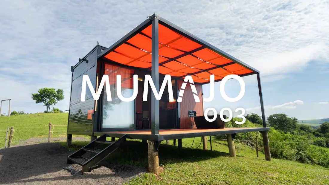 Mumajo 003 — cabana com vista pra cachoeira